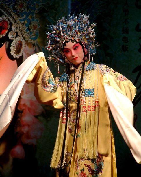 八卦娱乐圈大家都吃瓜吗,全民吃瓜，揭秘明星幕后故事